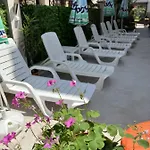 塔巴诺夫海滩酒店 酒店 索佐波尔