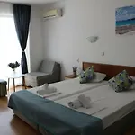 塔巴诺夫海滩酒店 酒店 3*